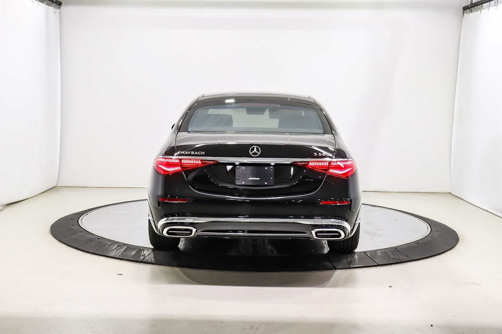 New 2026 Obsidian Black Metallic Mercedes-Benz Maybach S 580 image 3