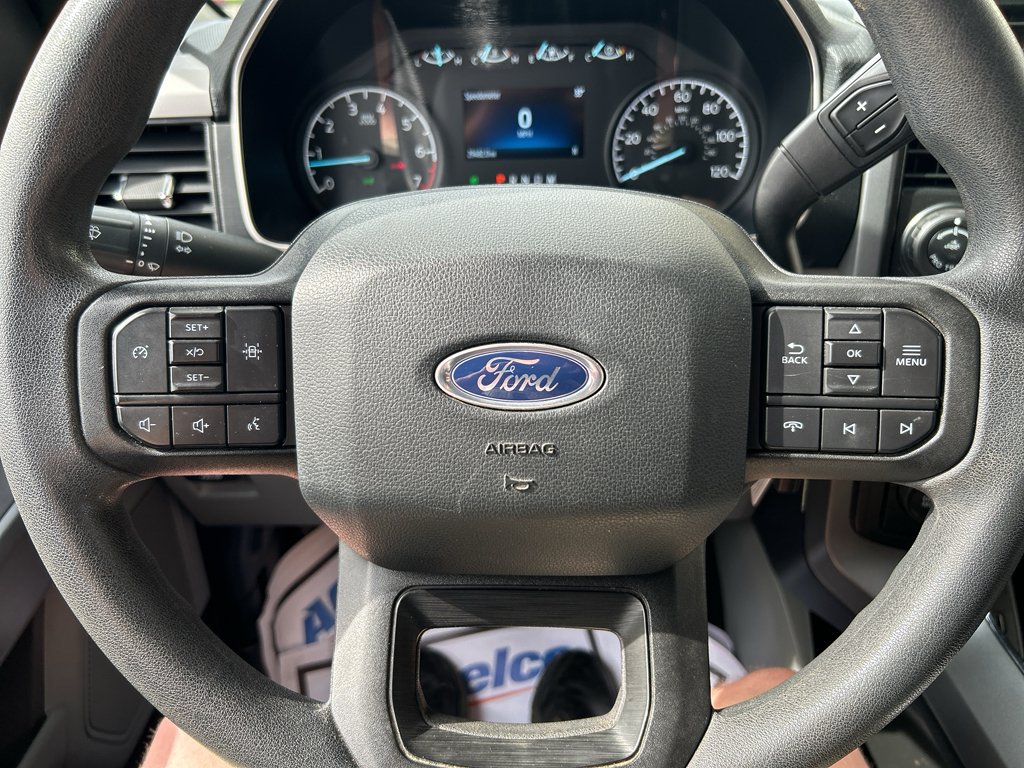 Used 2022 Silver Ford XLT image 23