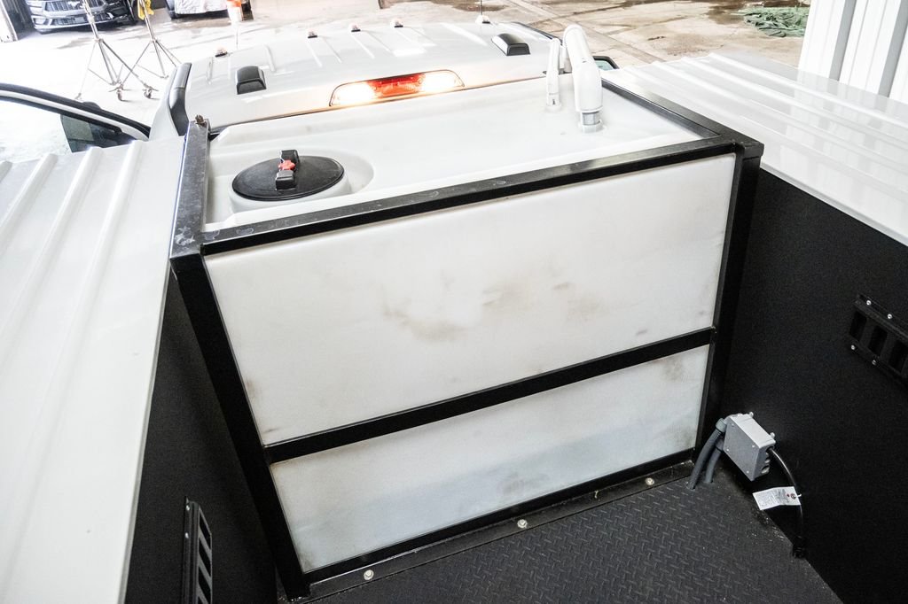 2025 Ford F-550 Super Duty Chassis Cab XL - Photo 37