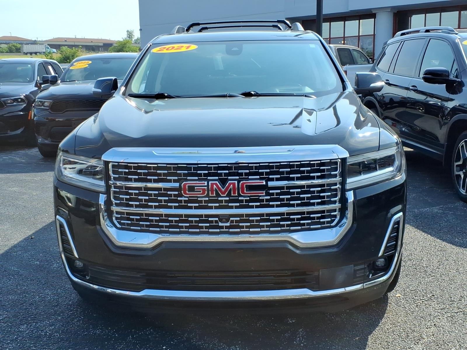 Used 2021 Ebony Twilight Metallic GMC Denali image 2