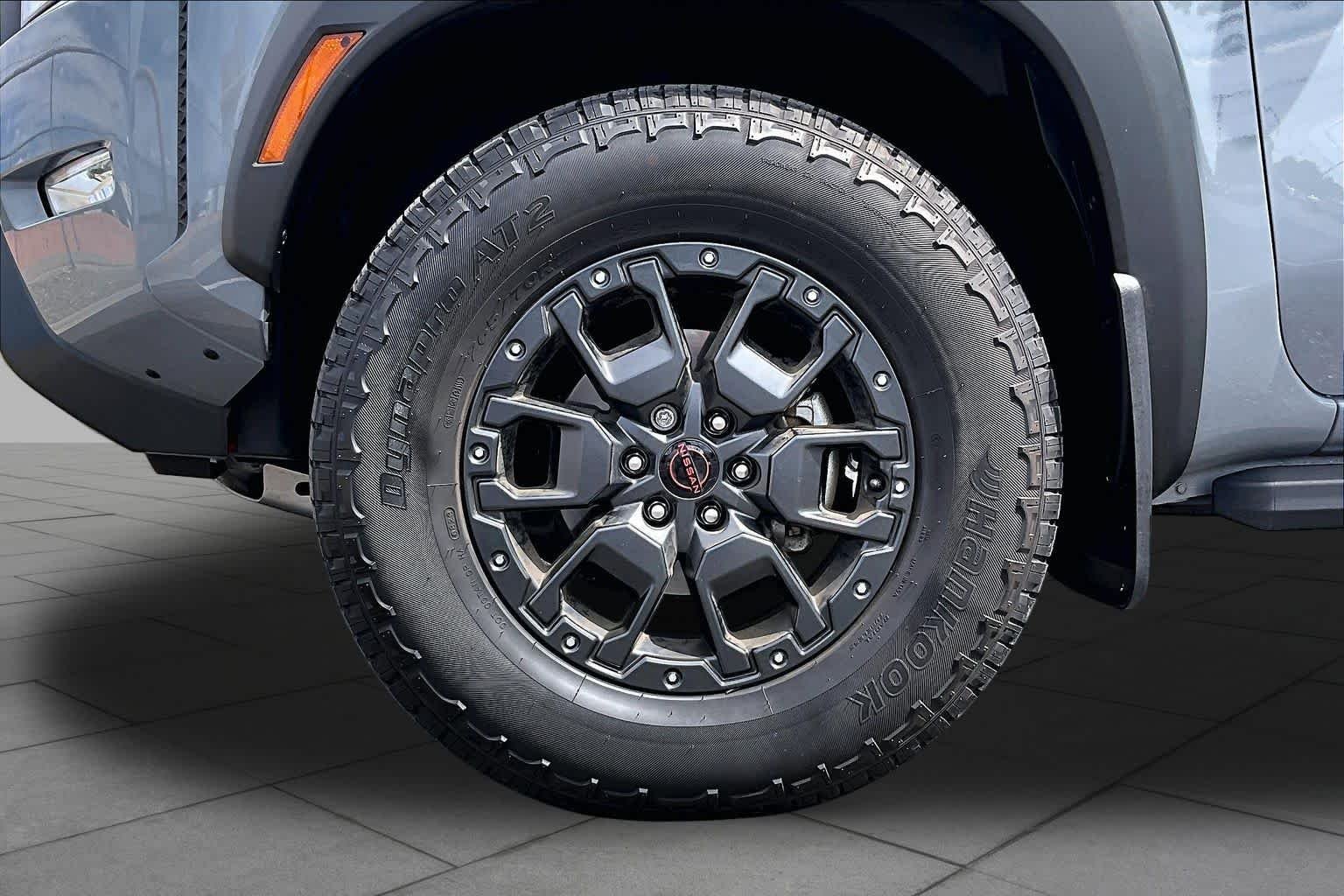 Used 2023 Boulder Gray Pearl Nissan PRO-4X image 10