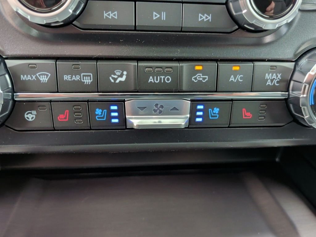 New 2026 Avalanche Ford F-250® Platinum® image 30