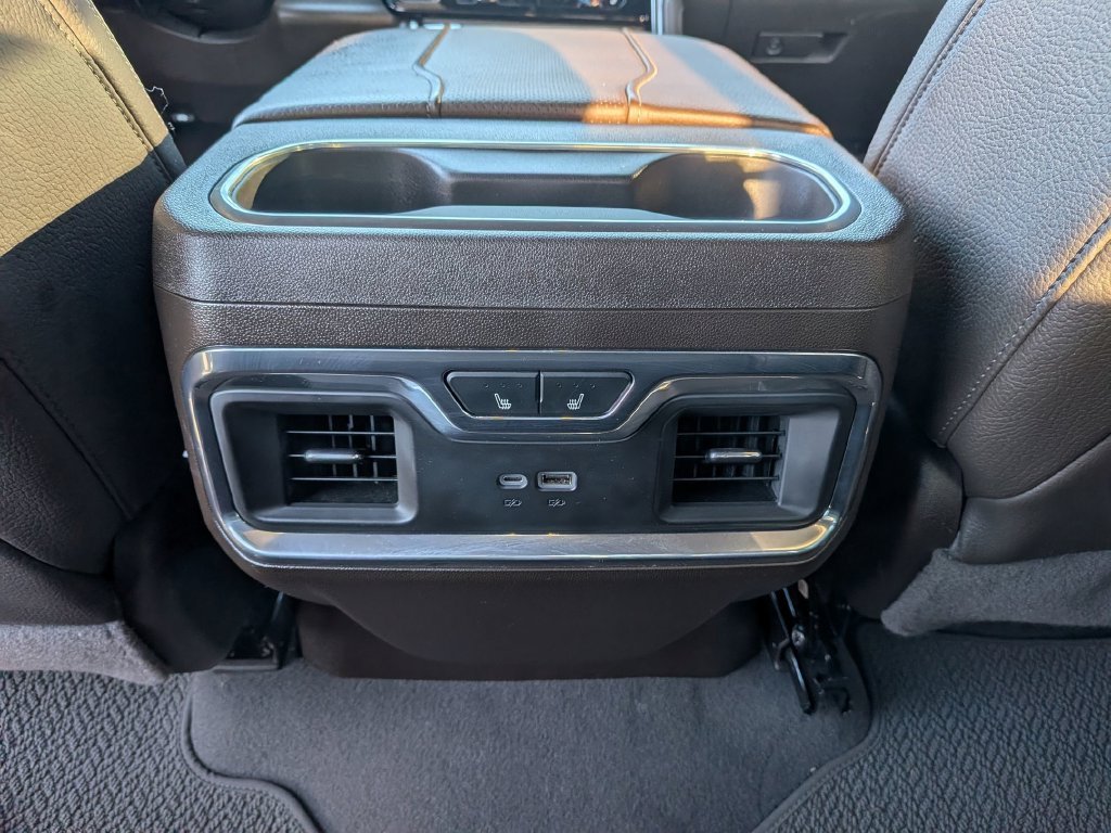 Used 2024 White GMC Denali image 35
