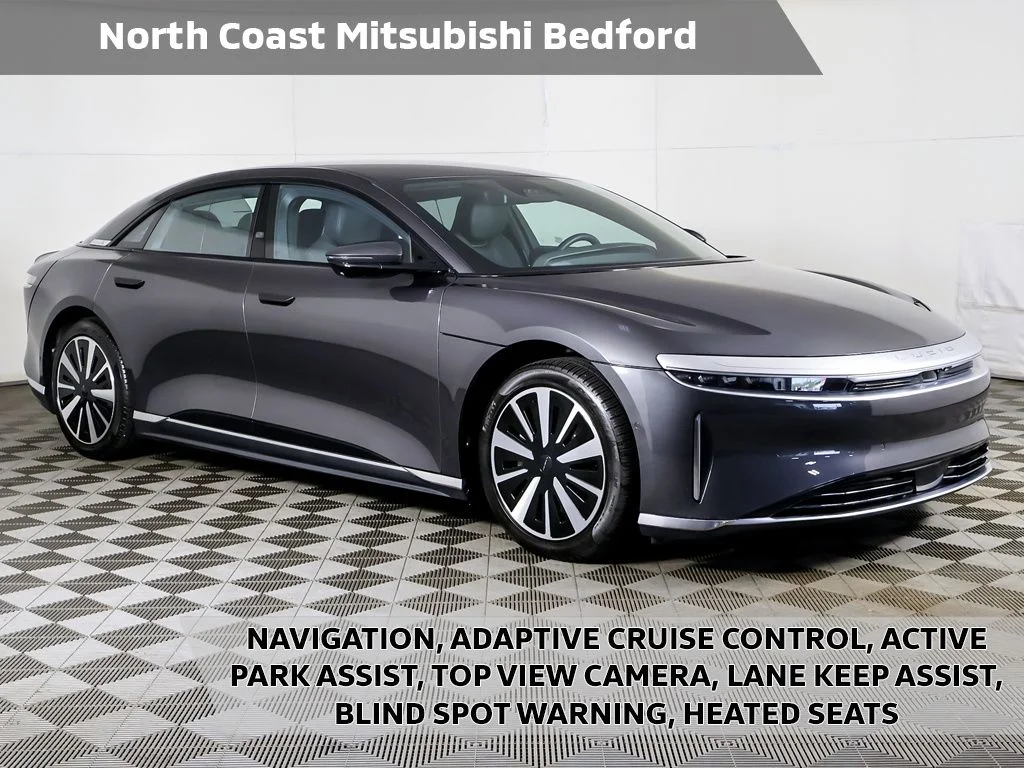 2024 Lucid Air Touring's photo