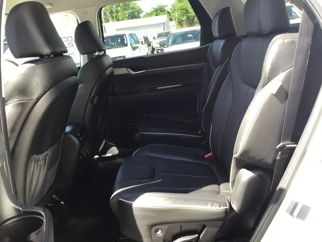 Used 2024 Silver Hyundai SEL image 24