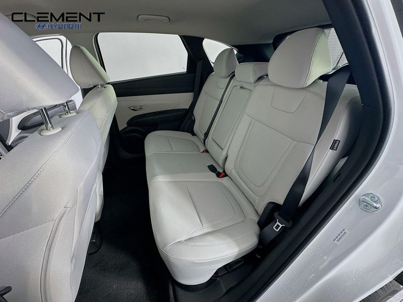 New 2026 White Hyundai SEL AWD image 27