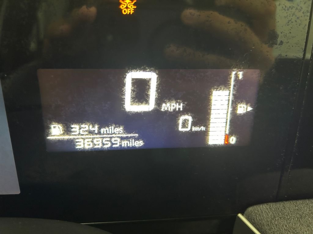 Used 2025 White Nissan SV image 10