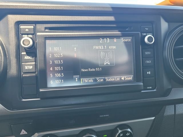 Used 2018 White Toyota SR image 23