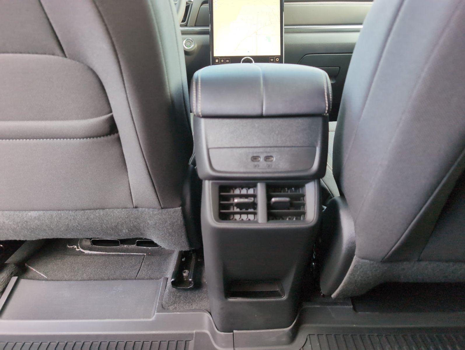 New 2026 Sterling Metallic GMC Elevation image 26