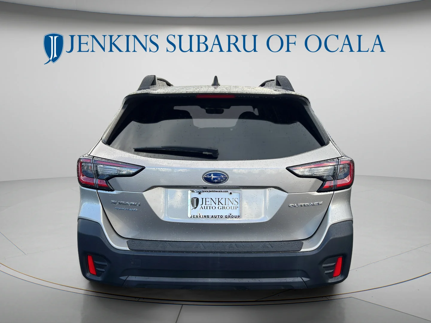 Used 2020 Tungsten Metallic Subaru Premium image 4