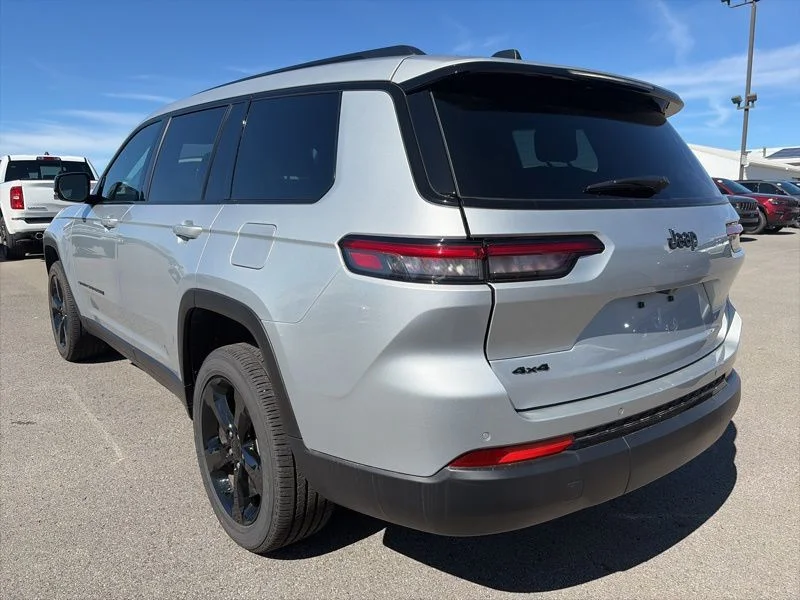 2025 Jeep Grand Cherokee L Altitude - Photo 8