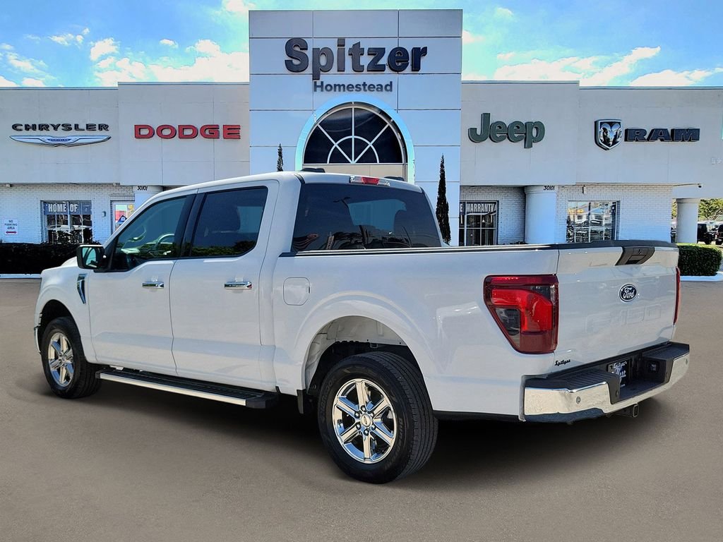 Used 2025 White Ford XLT image 3