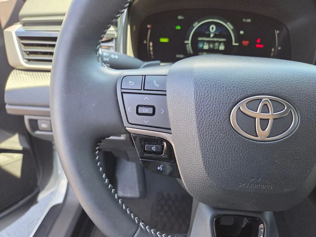 Certified Used 2025 White Toyota SE image 30
