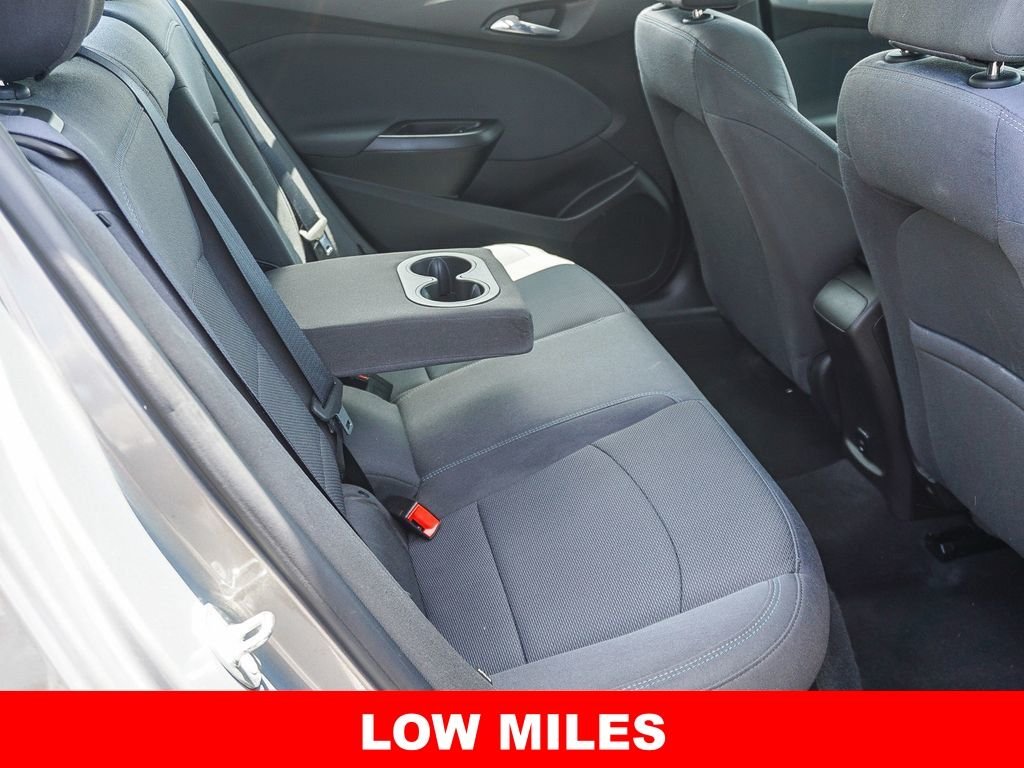 Used 2018 Gray Chevrolet LT image 12