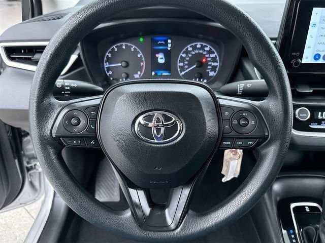 2025 Toyota Corolla LE - Photo 28