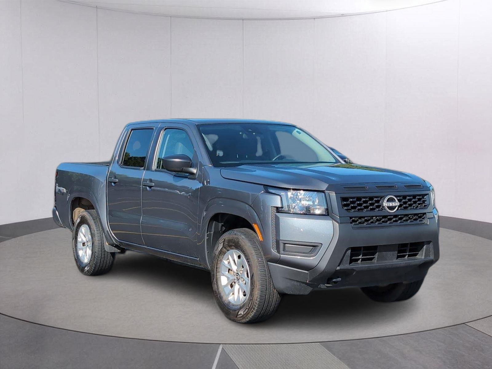 Used 2025 Gun Metallic Nissan S image 9