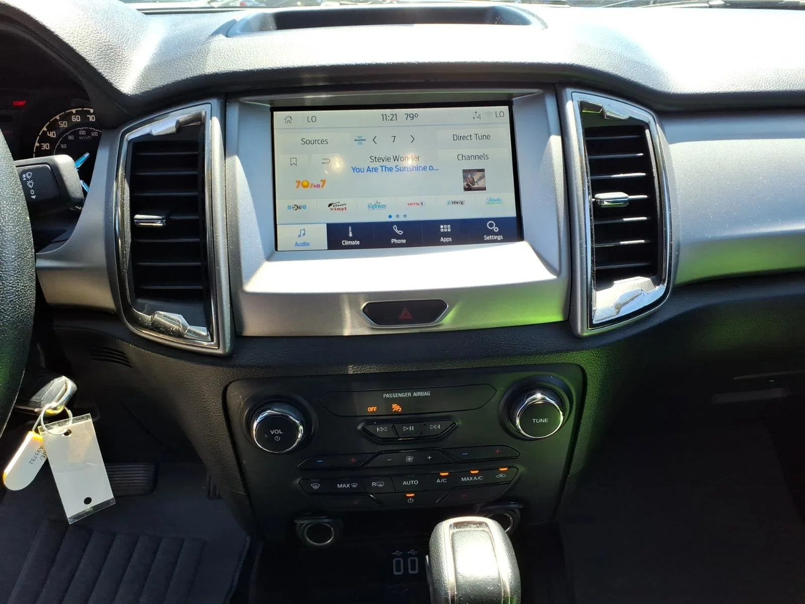 Used 2020 Lightning Blue Metallic Ford XLT image 11
