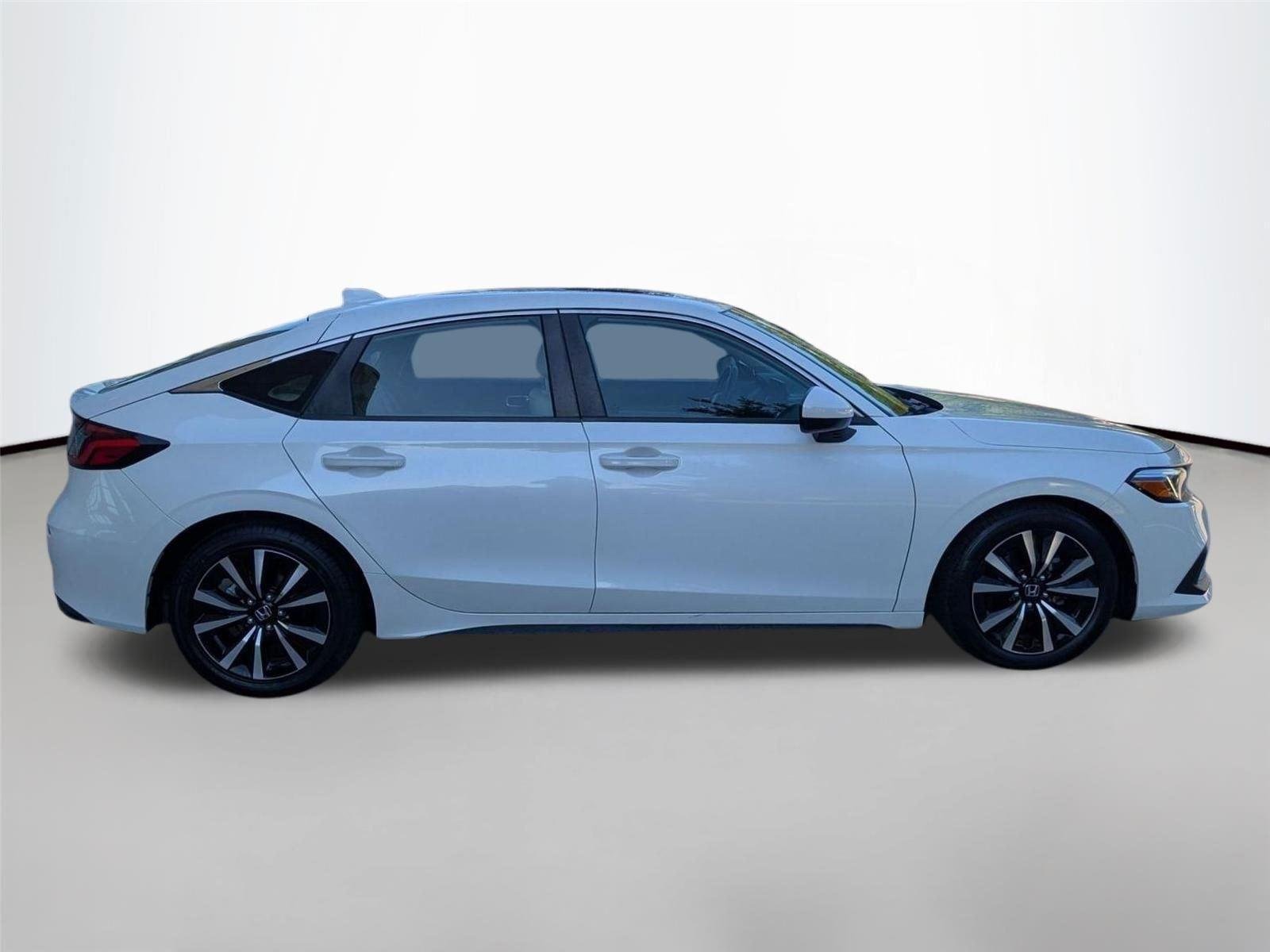 Used 2024 Platinum White Pearl Honda EX-L image 5