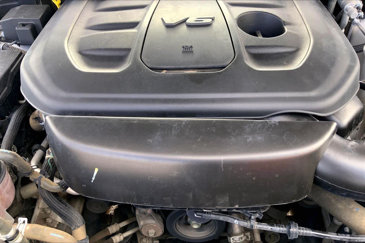 Certified Used 2021 Bright White Clearcoat Jeep Laredo X image 33
