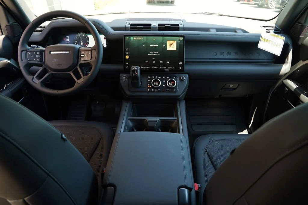 New 2026 Borasco Grey Land Rover S image 10