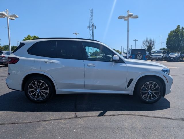 Used 2023 Mineral White Metallic BMW xDrive40i image 6