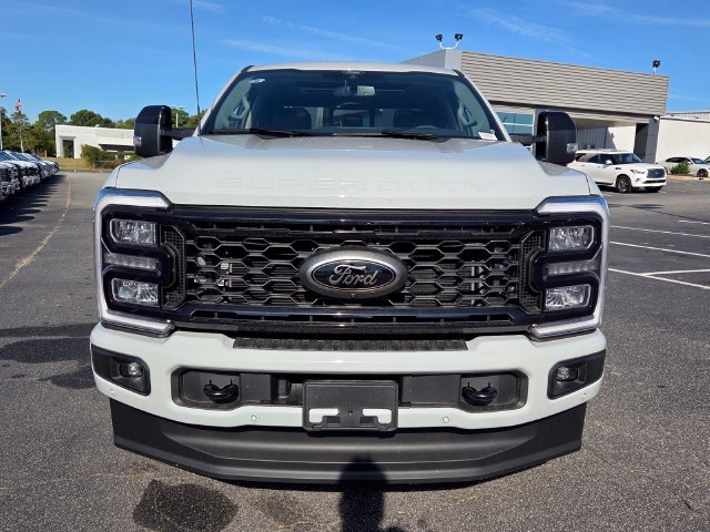 New 2026 Avalanche Ford Lariat image 2