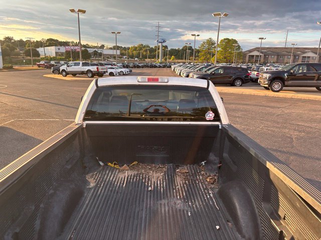 Used 2008 White Ford XL image 14