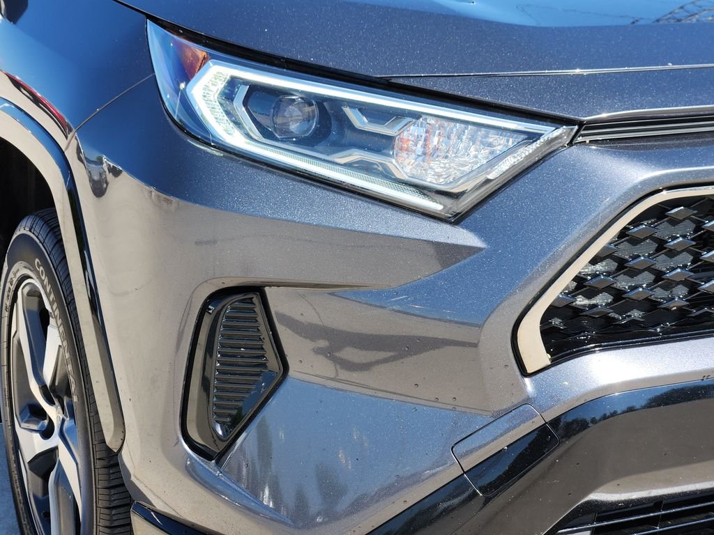 Used 2021 Gray Toyota SE image 9