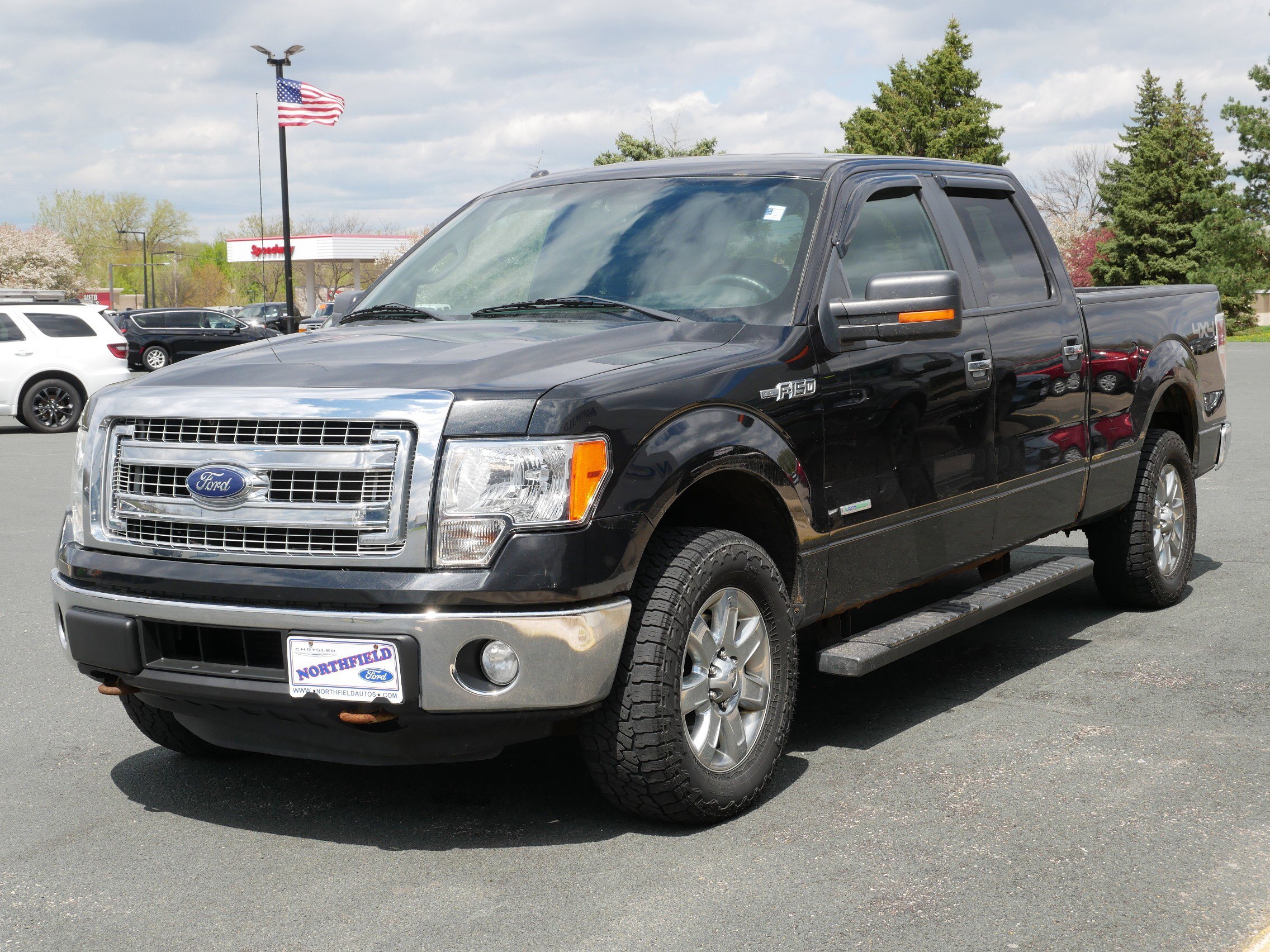 Used 2014  Ford XLT image 4