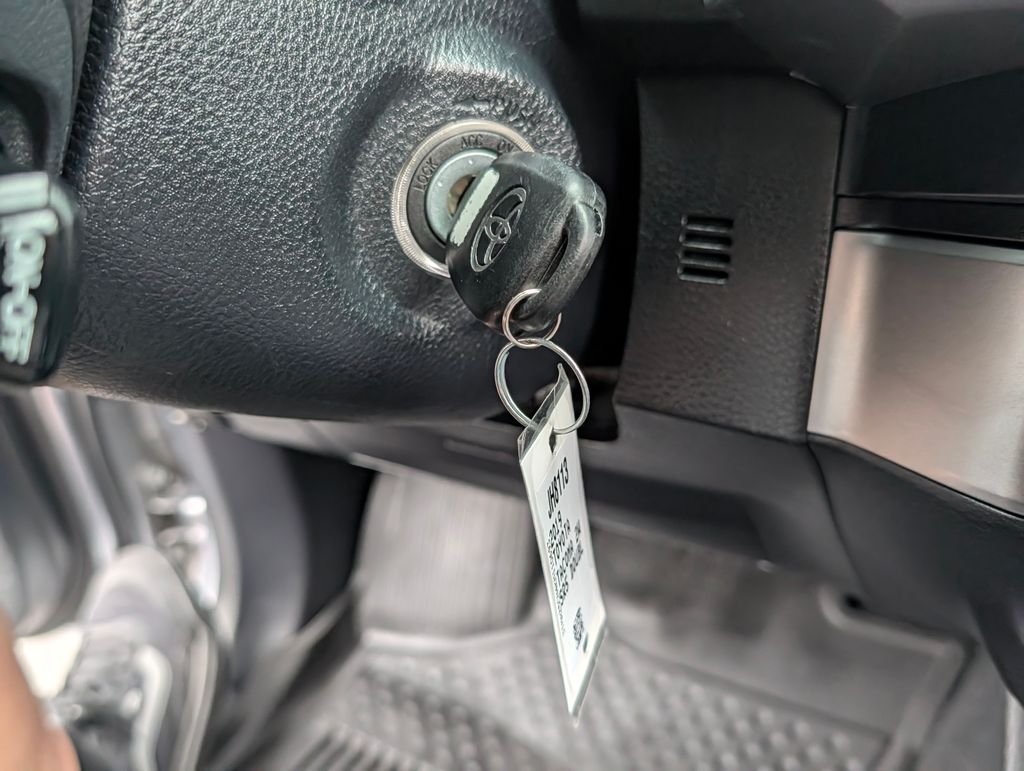 2019 Toyota Tacoma SR5 - Photo 30