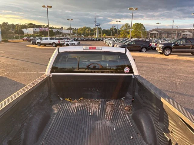 Used 2008 White Ford XL image 14