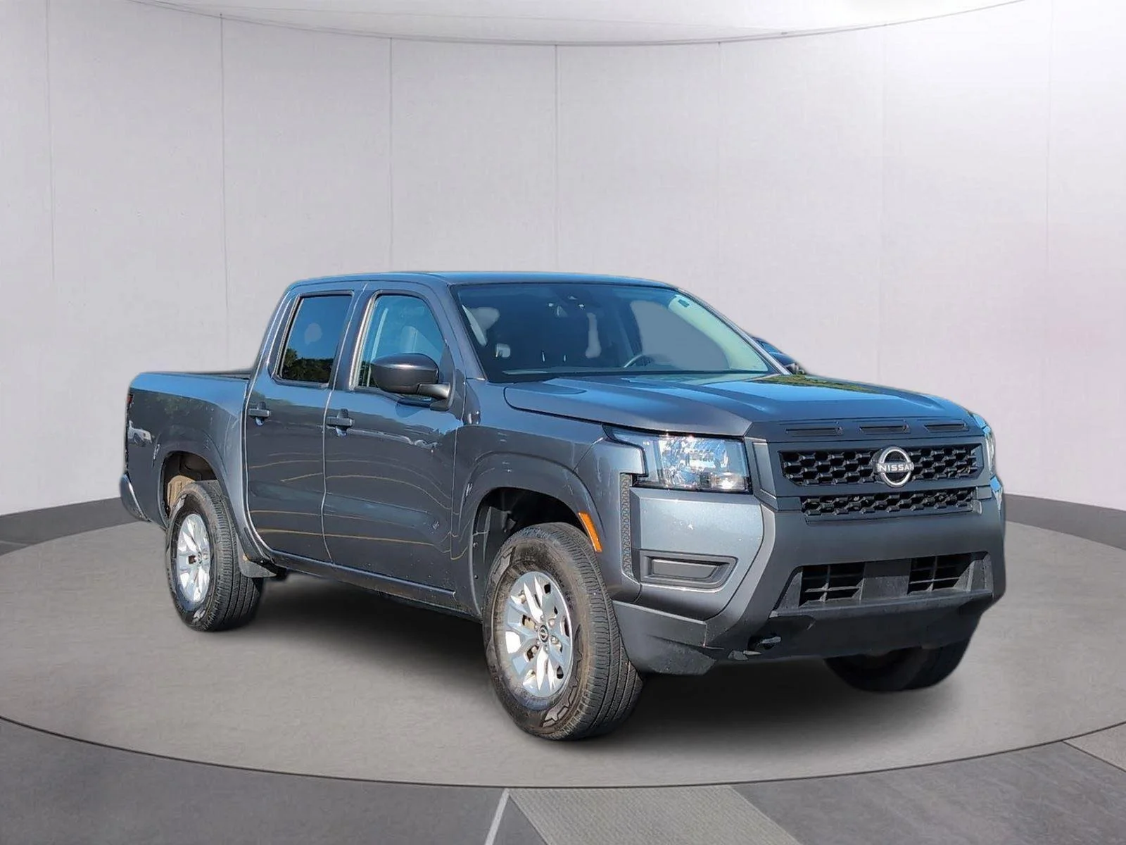 Used 2025 Gun Metallic Nissan S image 9