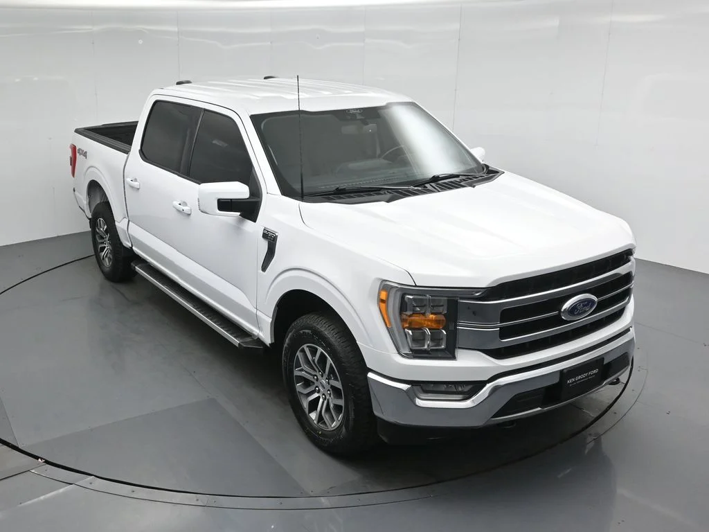 Certified Used 2022 White Ford Lariat image 37