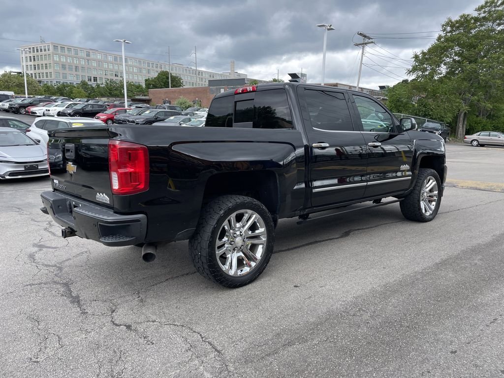 Used 2018 Black Chevrolet High Country image 8