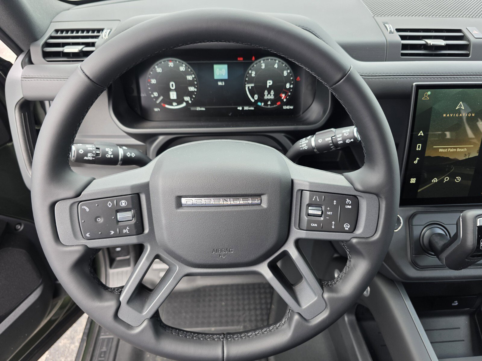 New 2026 Woolstone Green Land Rover P400 X-Dynamic SE image 15