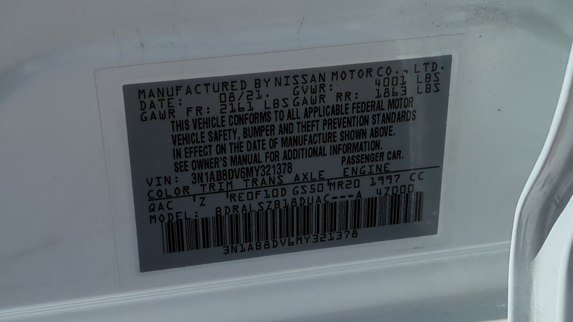 Used 2021 Aspen White Tricoat Nissan SR image 31