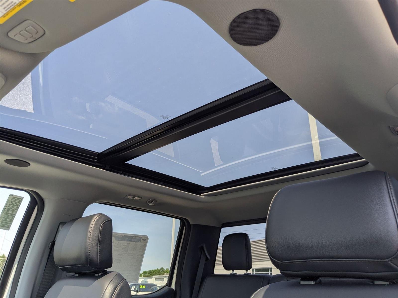 New 2026 Star White Metallic Tri-Coat Ford F-250® Lariat® image 24