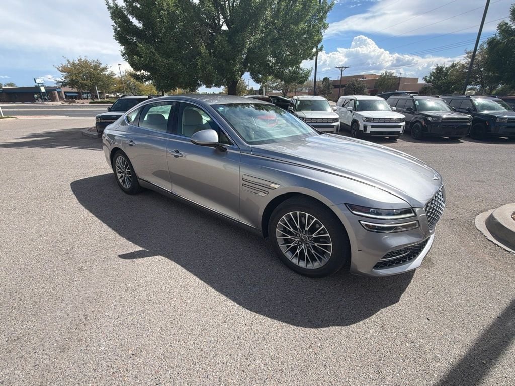 Used 2022 Silver Genesis 2.5T image 3