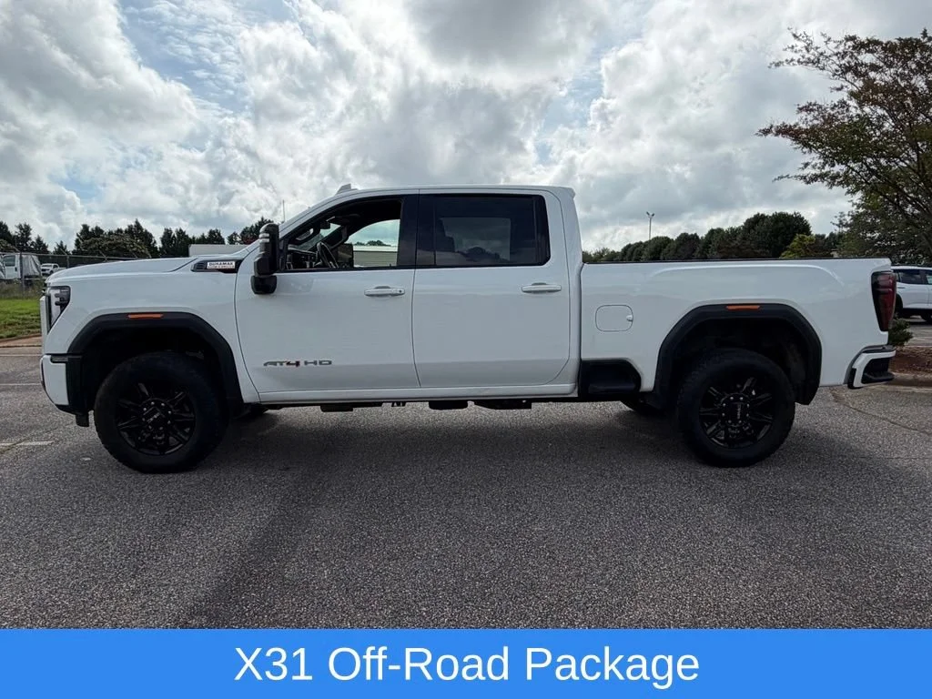 Used 2025 Summit White GMC AT4 image 9