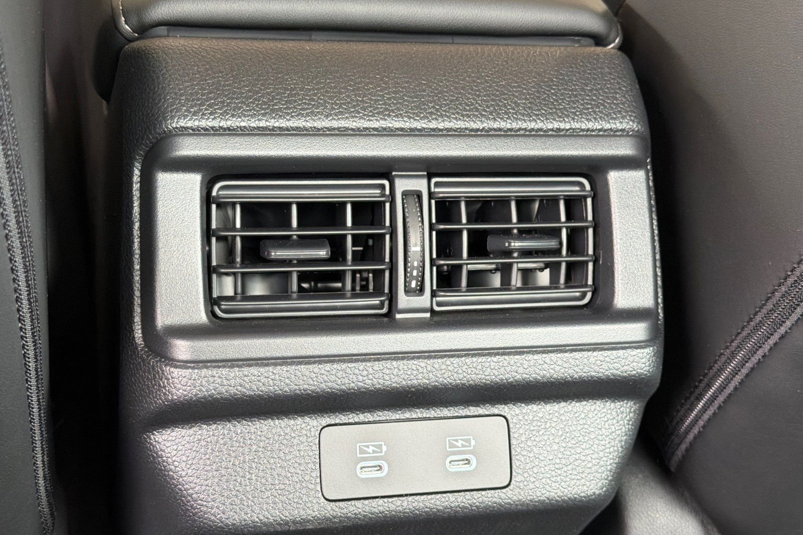 New 2026 Platinum White Pearl Honda Touring image 13