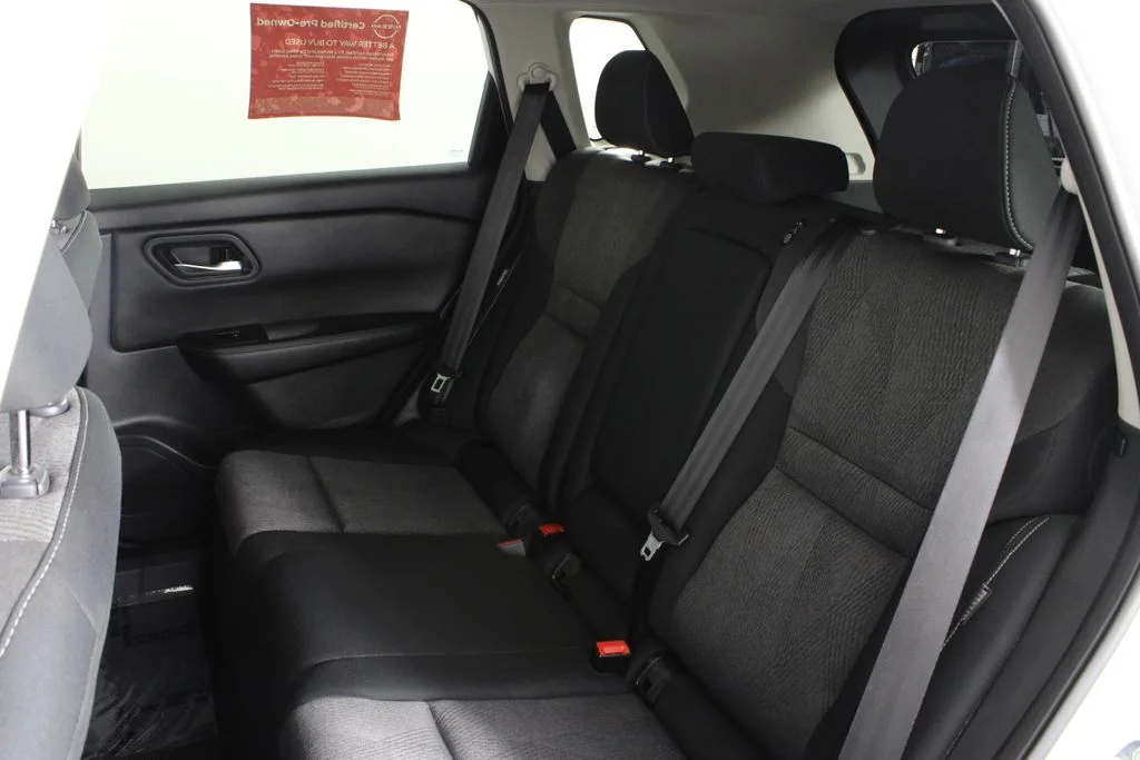 2024 Nissan Rogue SV - Photo 21
