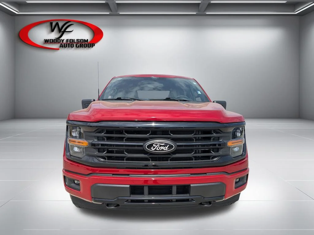 Used 2025 Red Ford XLT image 10
