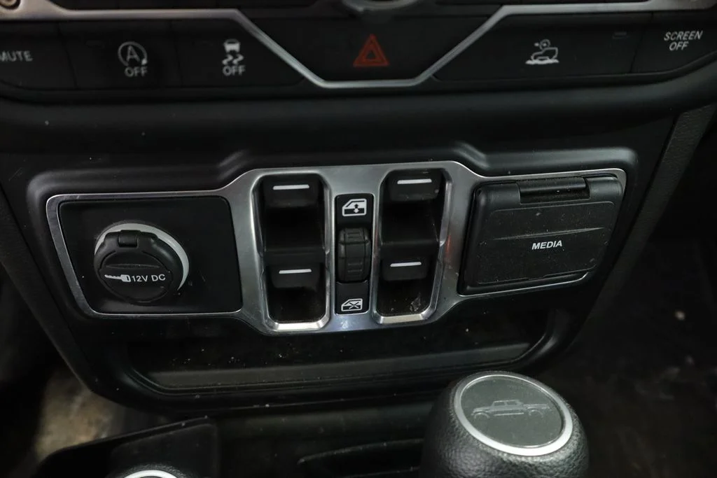 Certified Used 2020 Red Jeep Sport image 33