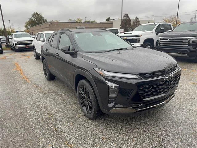 New 2026 Mosaic Black Metallic Chevrolet ACTIV image 7