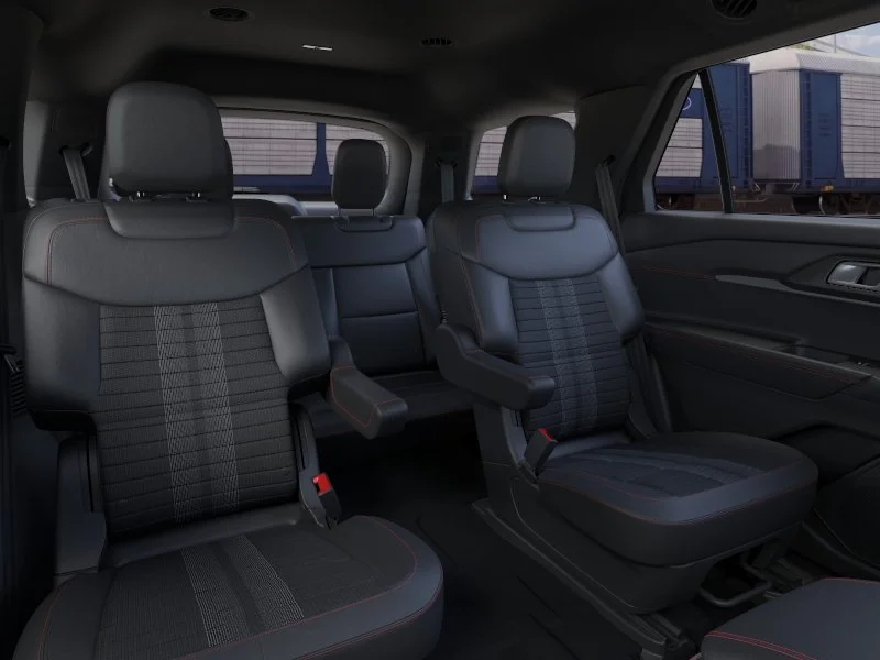 New 2026 Space White Metallic Ford ST-Line image 11