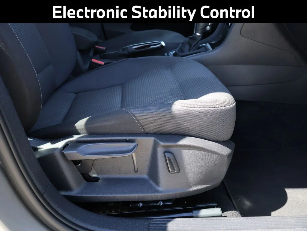 Used 2018  Volkswagen TSI S 4-Door image 10
