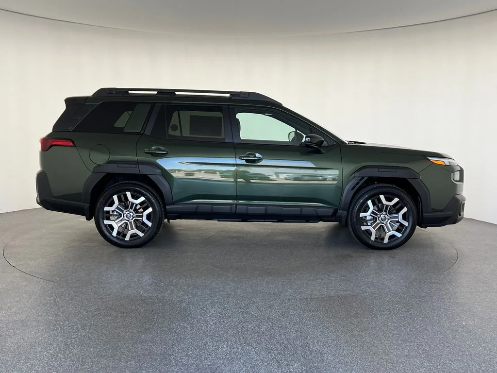 New 2026 DEEP EMERALD GREEN PEARL Subaru Touring XT image 2