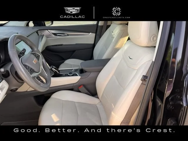 Used 2023 Stellar Black Metallic CADILLAC FWD Premium Luxury image 21
