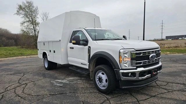 2025 Ford F-550SD XL
