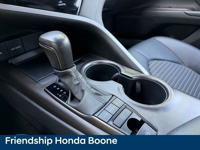 Used 2023 White Toyota SE image 23